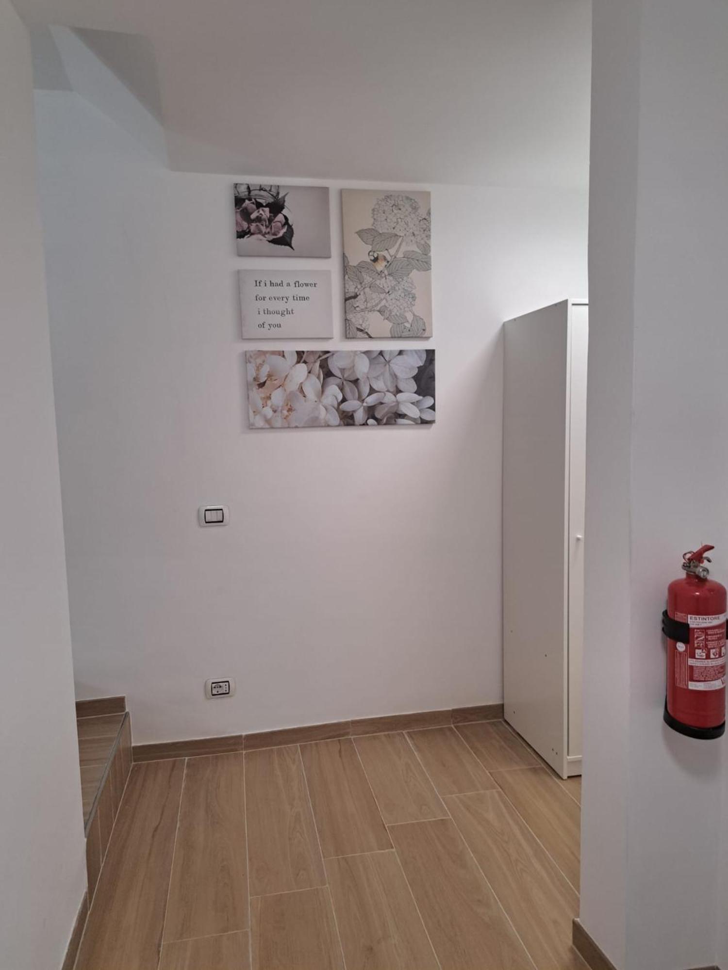 Rione Sanita House - Borghesia Apartment Наполи Екстериор снимка