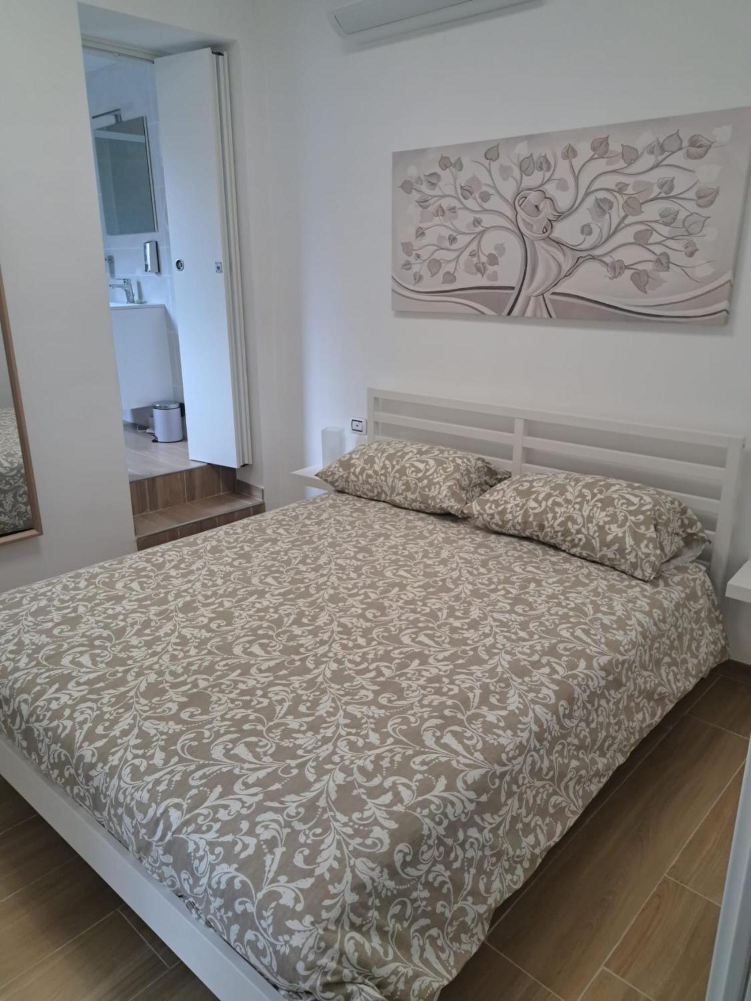Rione Sanita House - Borghesia Apartment Наполи Екстериор снимка